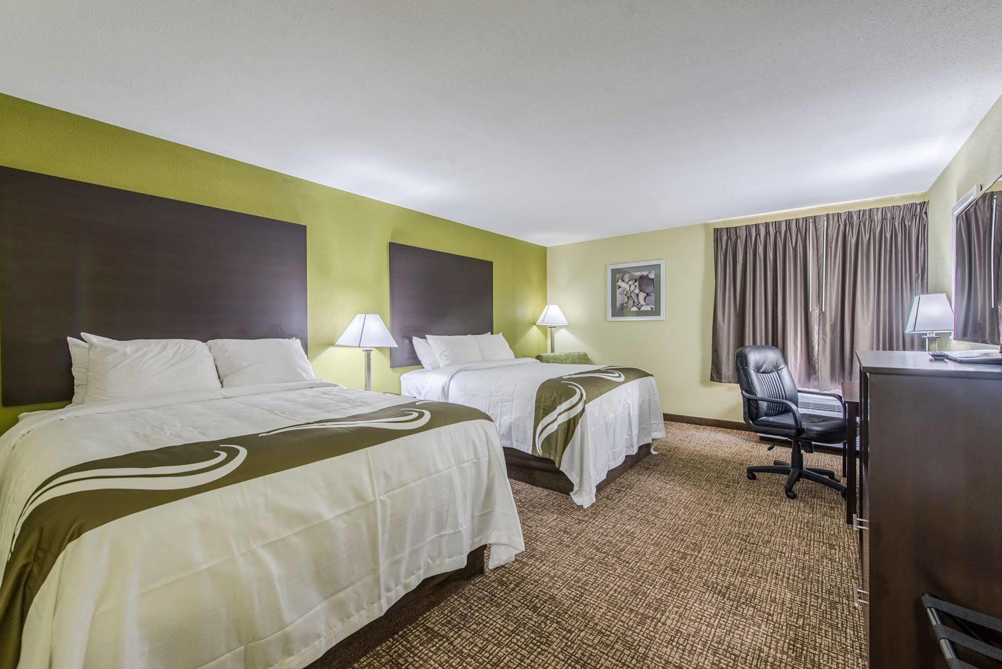 Cardinal Inn & Suites Muncie Zewnętrze zdjęcie