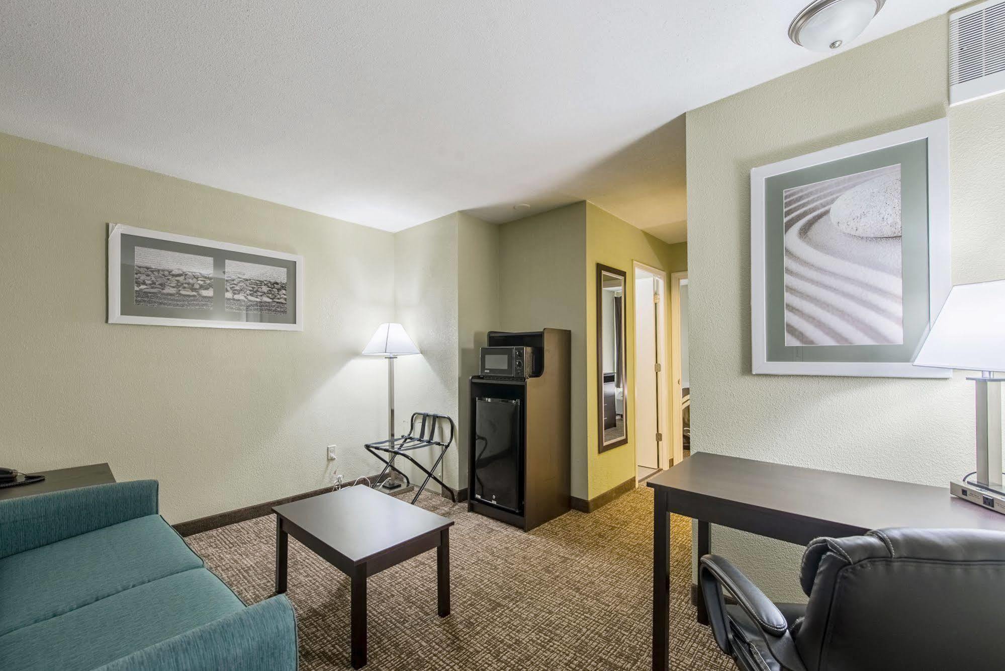 Cardinal Inn & Suites Muncie Zewnętrze zdjęcie